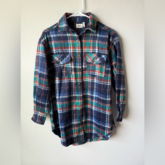 BKE Boyfriend Plaid Flannel Shirt - Picture 1 of 4